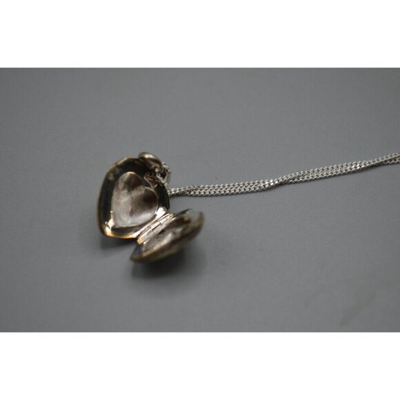 Sterling Silver Heart Locket Engraved P Grad 2013 Miniature 18" Chain Gift - Picture 7 of 7